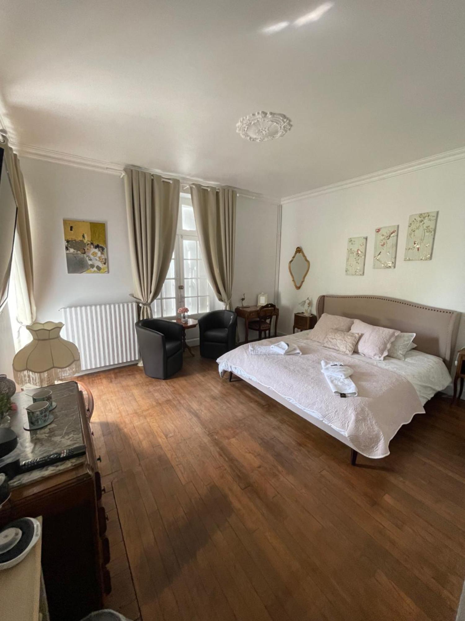 Vue Du Chateau D'Excideuil En Chambres Zewnętrze zdjęcie